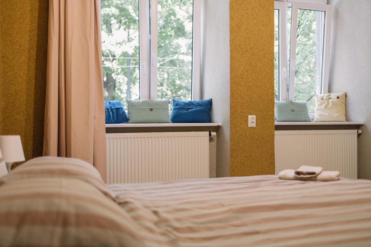 West13 Guest Rooms Krakow Ngoại thất bức ảnh