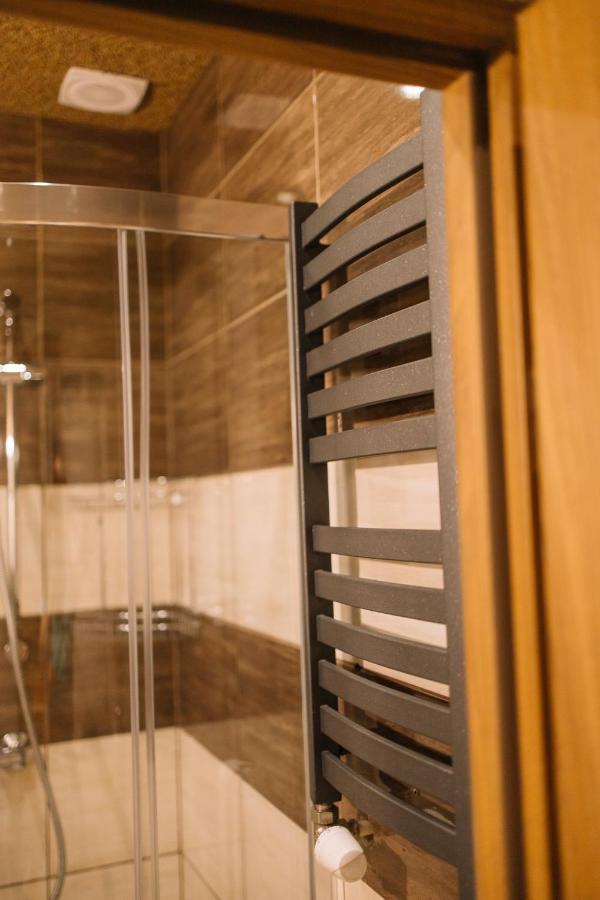 West13 Guest Rooms Krakow Ngoại thất bức ảnh