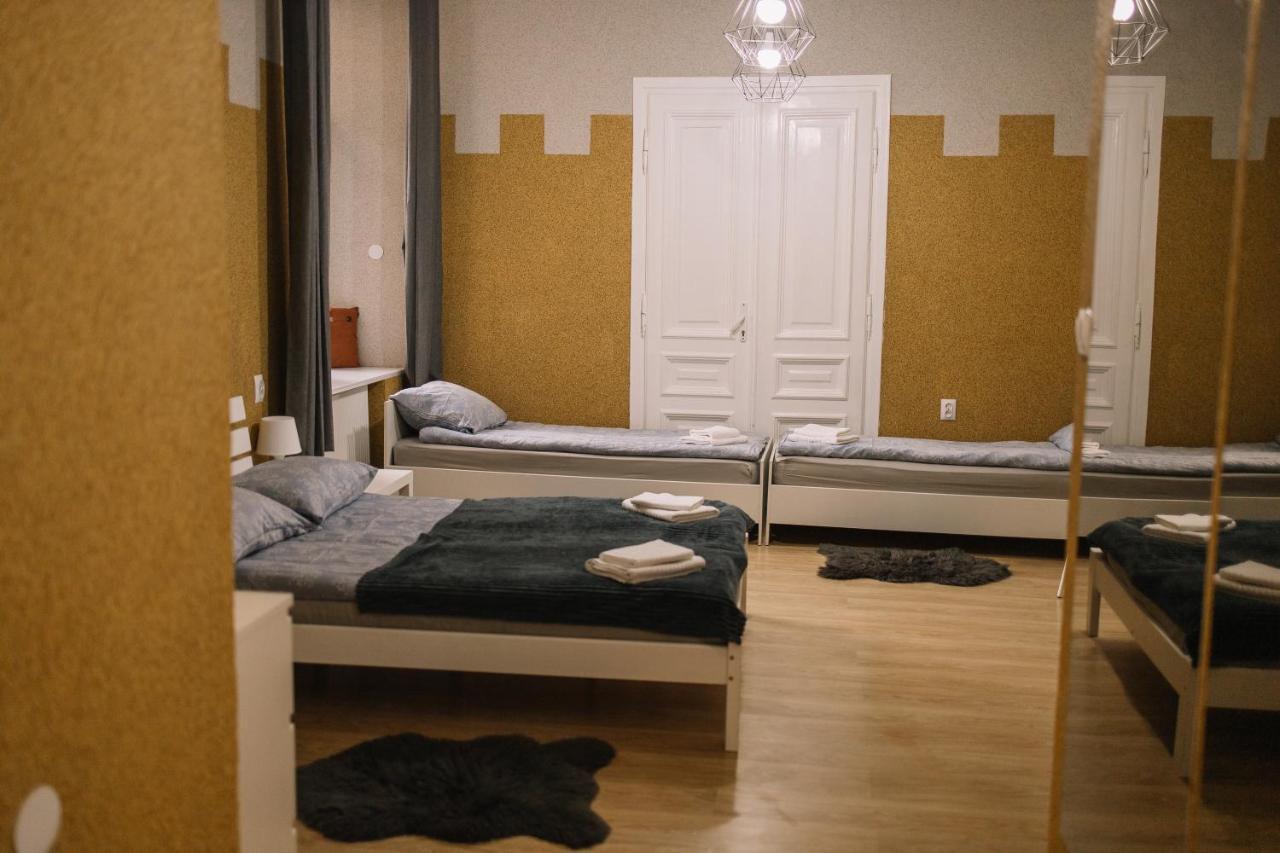 West13 Guest Rooms Krakow Ngoại thất bức ảnh