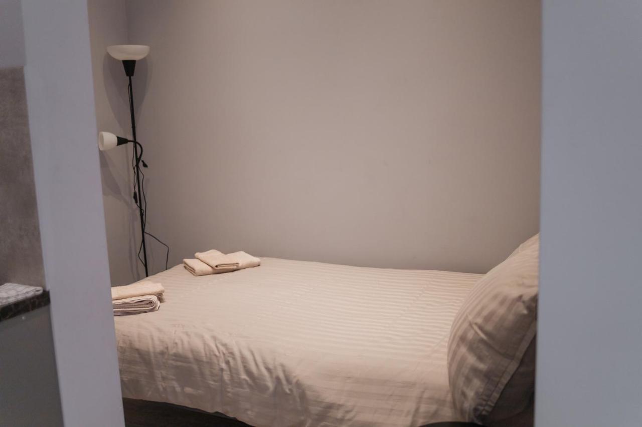 West13 Guest Rooms Krakow Ngoại thất bức ảnh